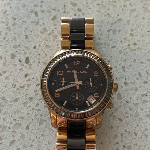 Rose Gold & Brown Michael Kors Watch - Picture 6 of 6